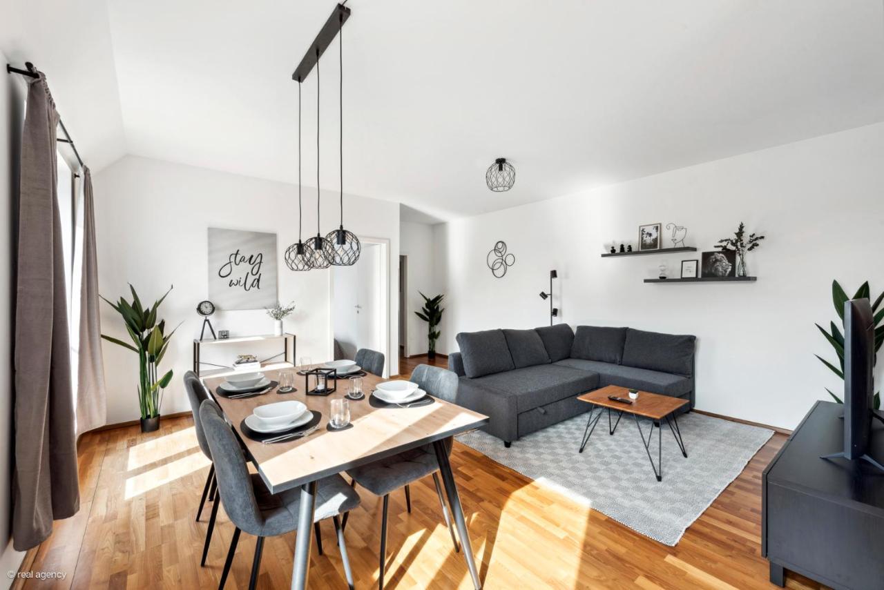 Bernhards Stadthalle - Klima & Terrasse Apartamento