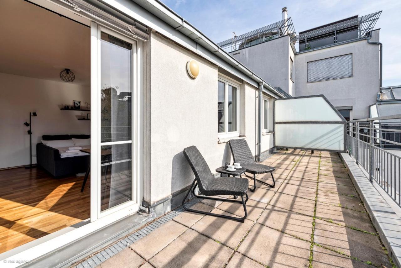 Bernhards Stadthalle - Klima & Terrasse Apartamento *